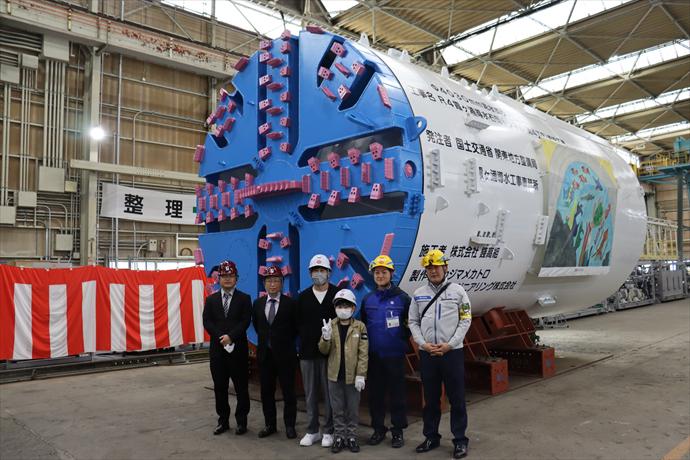 「霞ヶ浦導水石岡トンネル」のシールドマシンに小学生のイラストが描かれます