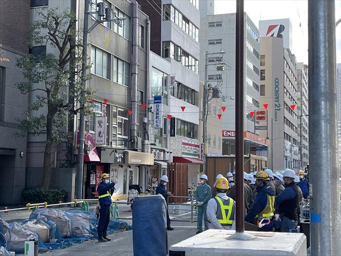 「なにわ筋線西本町駅部土木工事」で高校生を招いた現場見学会を開催しました