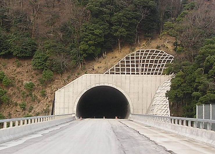 Nosakadake Tunnel , Maizuru-Wakasa Expressway