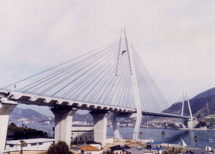 Ikuchi Bridge superstructure (Setouchi Shimanami Kaido road)