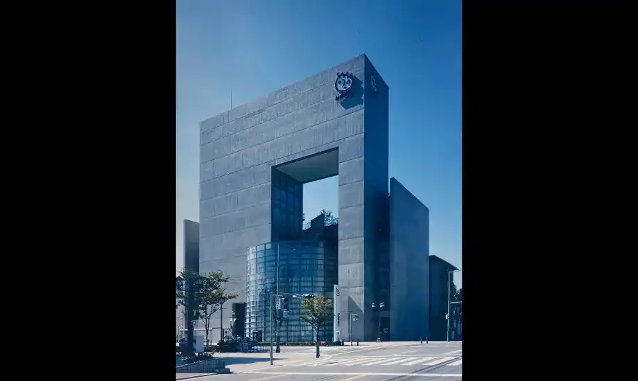 紀陽銀行堺ビル(大阪府、1994年竣工)