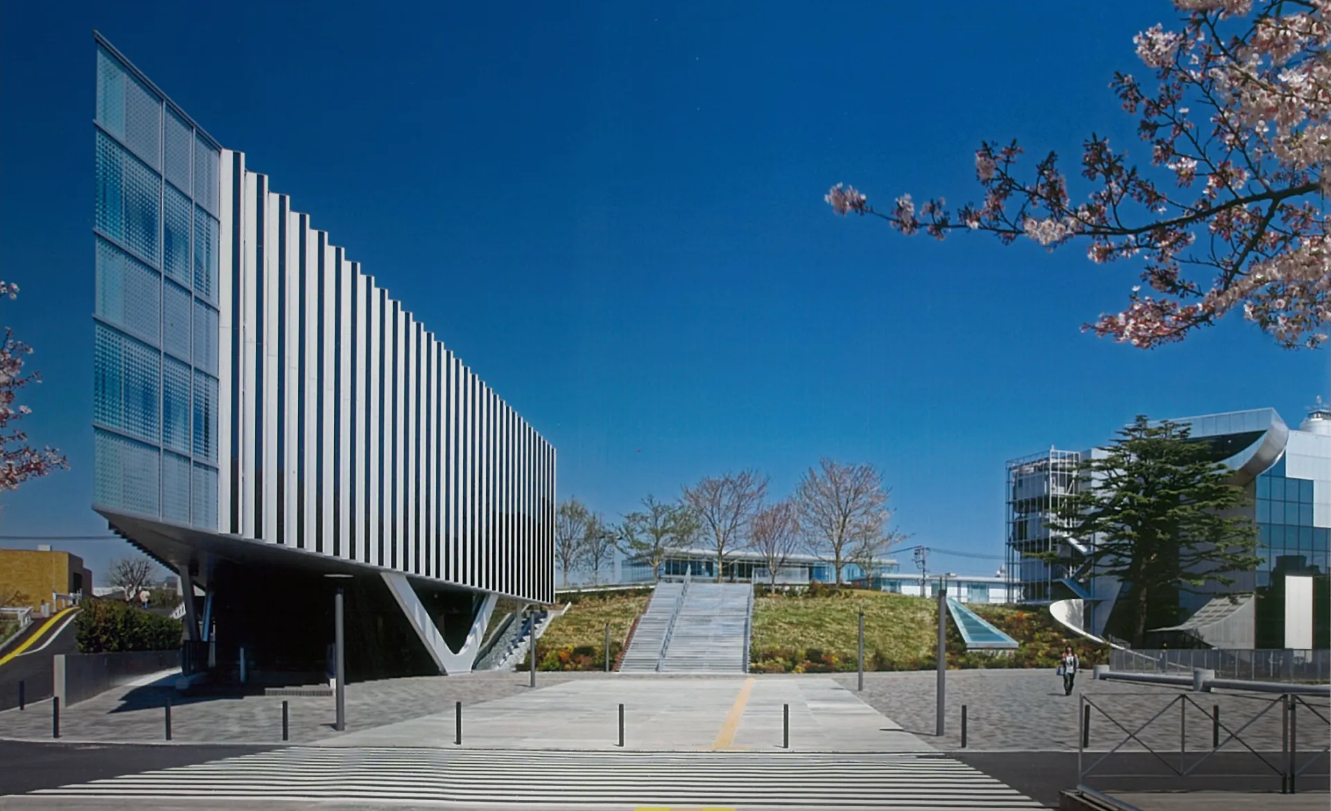 東京工業大学附属図書館