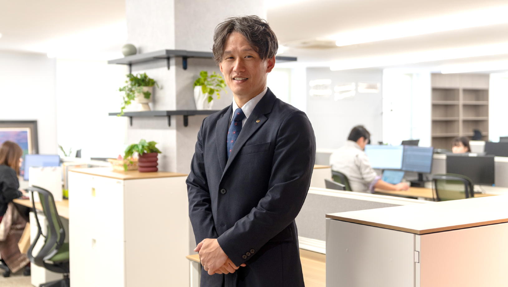 東京支社営業第三部課長長田有司さん（2021年入社）