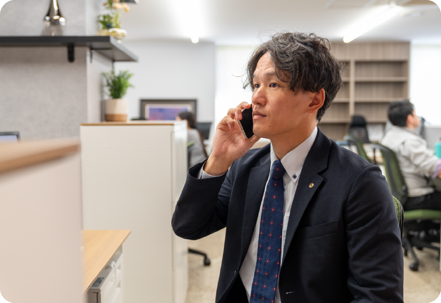 東京支社営業第三部課長長田有司さん（2021年入社）