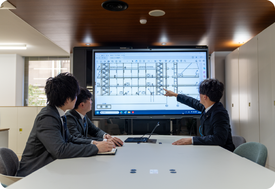 東京支社営業第三部課長長田有司さん（2021年入社）