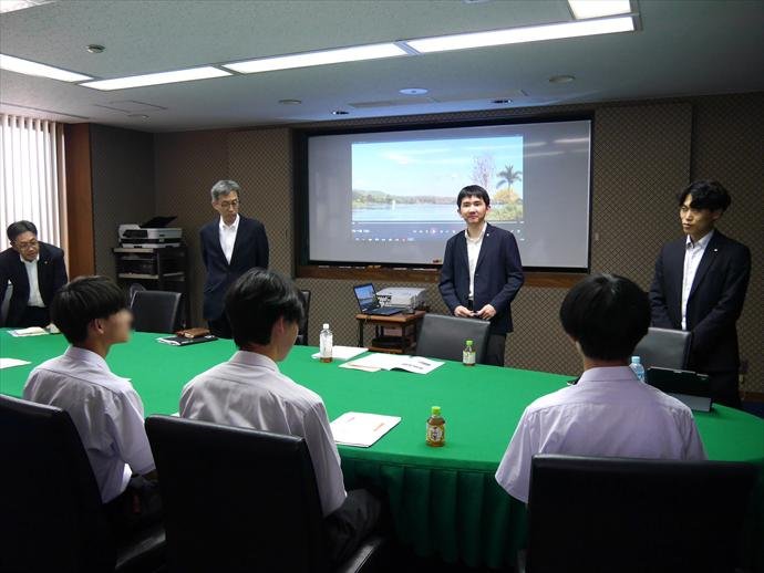 高校生の企業訪問学習を受け入れました