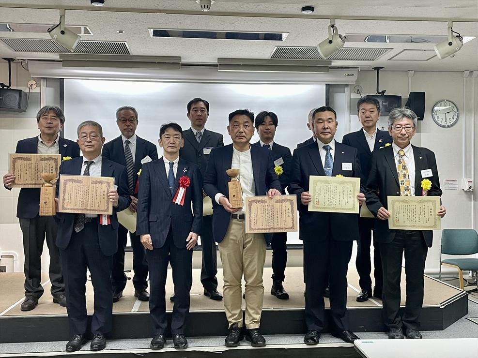 受賞者集合写真