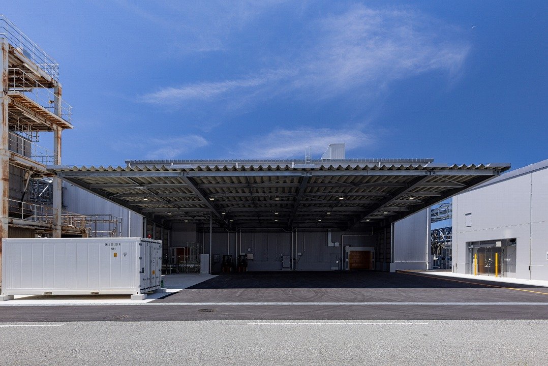 サントリープロダクツ高砂工場 生産棟