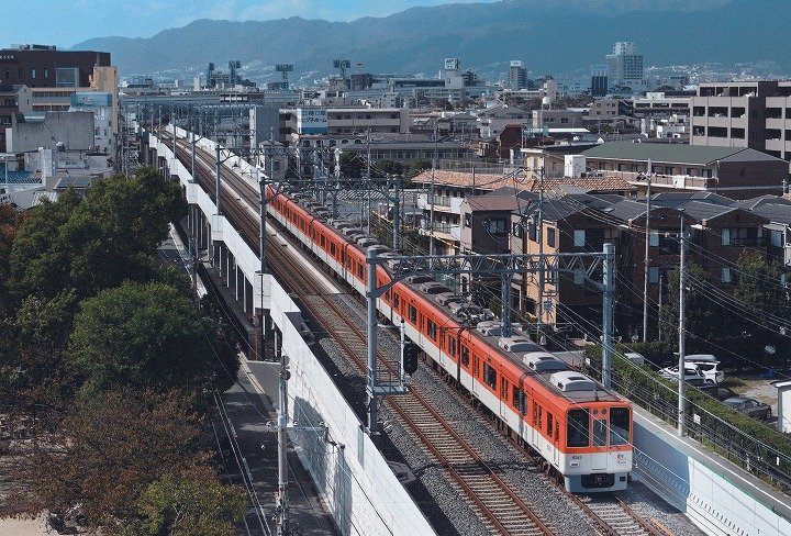 阪神電気鉄道 鳴尾駅付近連続立体交差工事(第3工区)