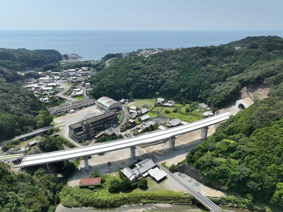 すさみ串本道路　和深川橋