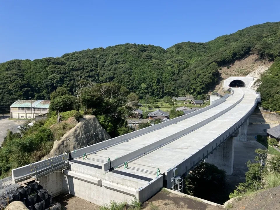すさみ串本道路　和深川橋
