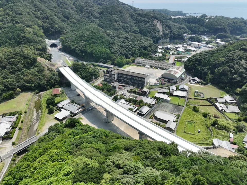 すさみ串本道路　和深川橋